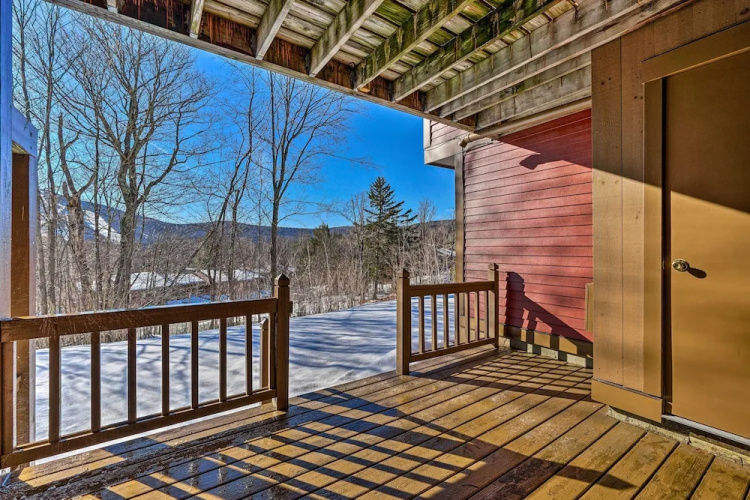 Idyllic Mount Snow Condo w/ View & Amenities!