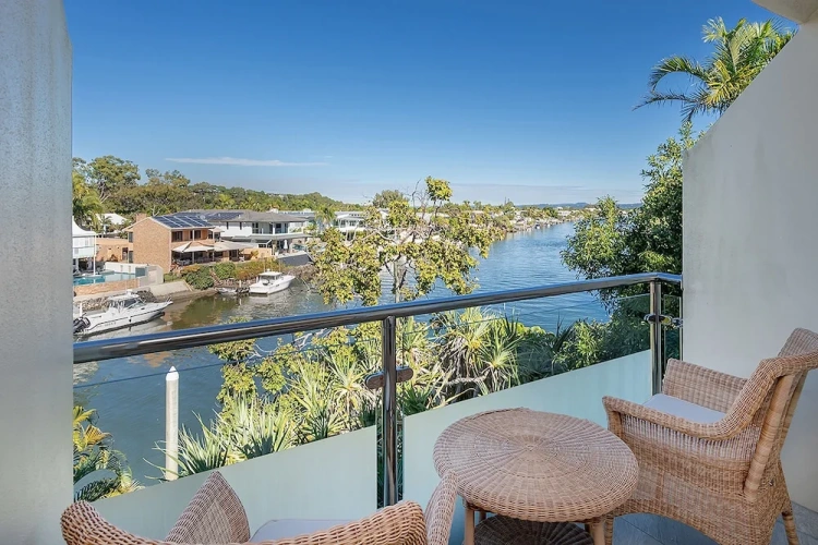 Double Studio with balcony and with river view