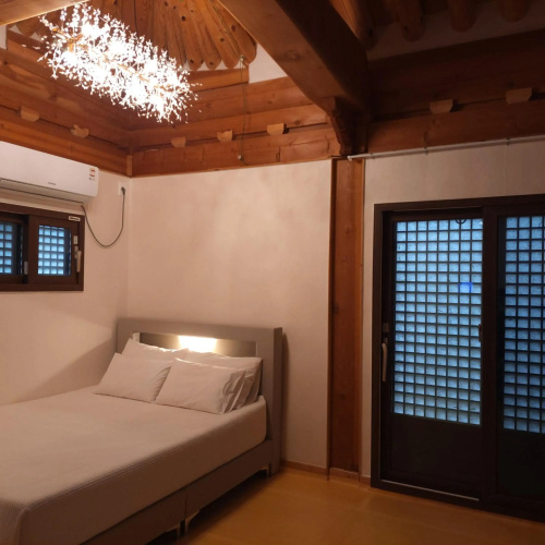 Hanok Hyeyum