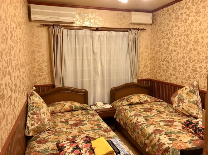 Twin room