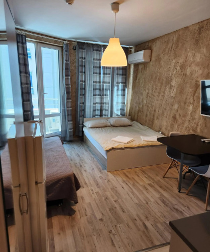 Colonel apartment 963