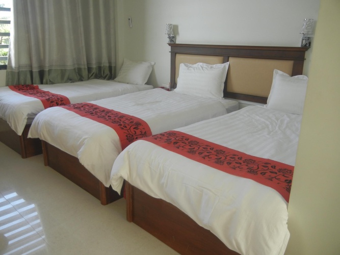 Standard Triple room