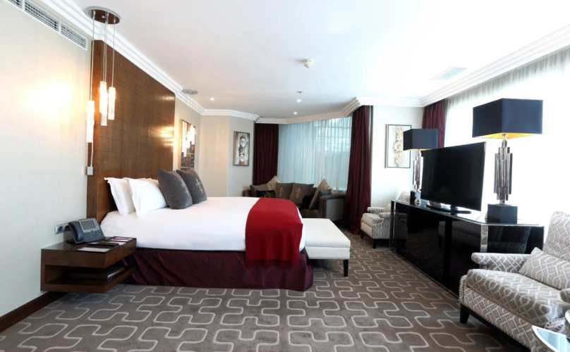 Radisson Blu Hotel and Convention Center, Riyadh Minhal