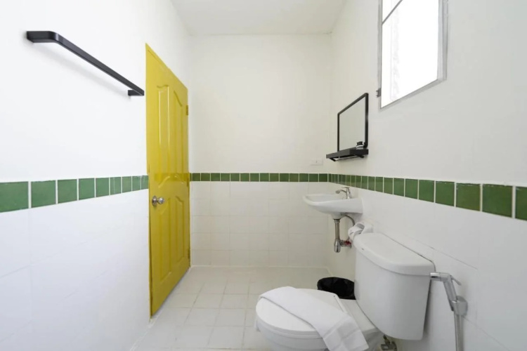 RoomQuest Hotel Pratunam