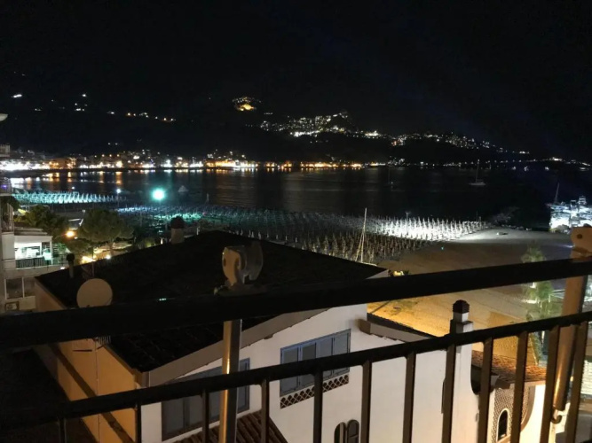 Belvedere Naxos 10