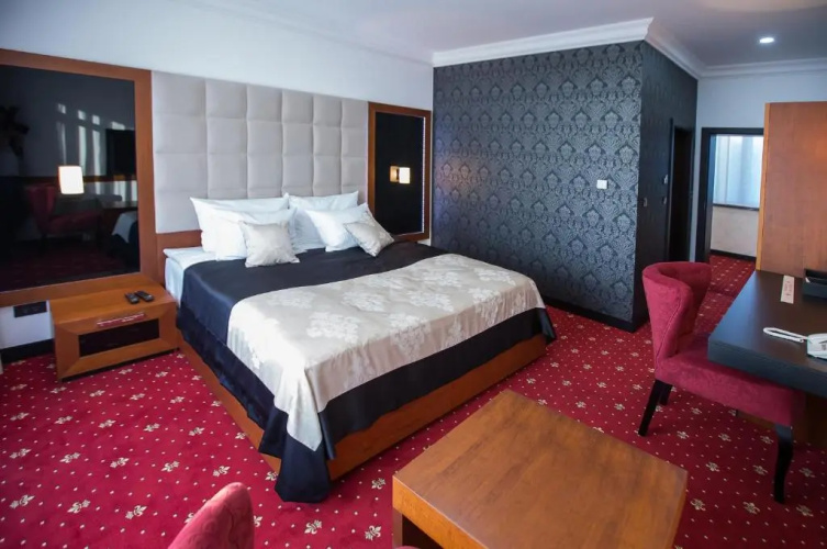 Hotel President
