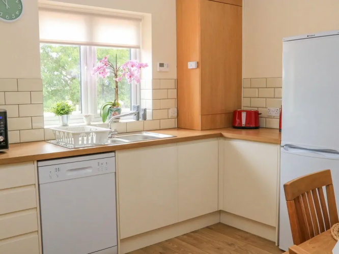 Sawtons Cottage 1
