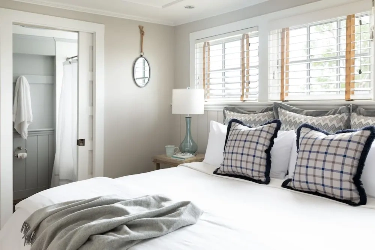 1 Bedroom Luxury Suite with balcony