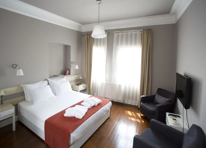 Miel Suites