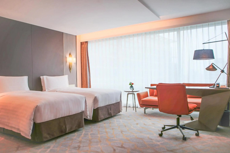 Pullman Shanghai Central
