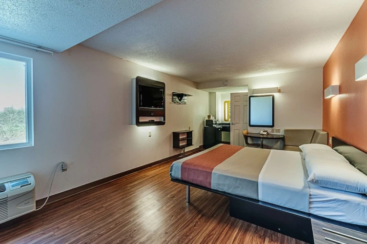 Deluxe Double Suite
