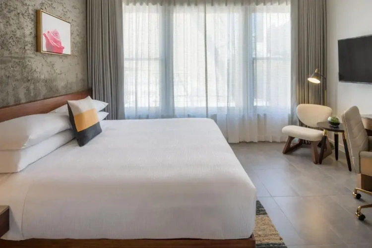 Premium Double room with city view