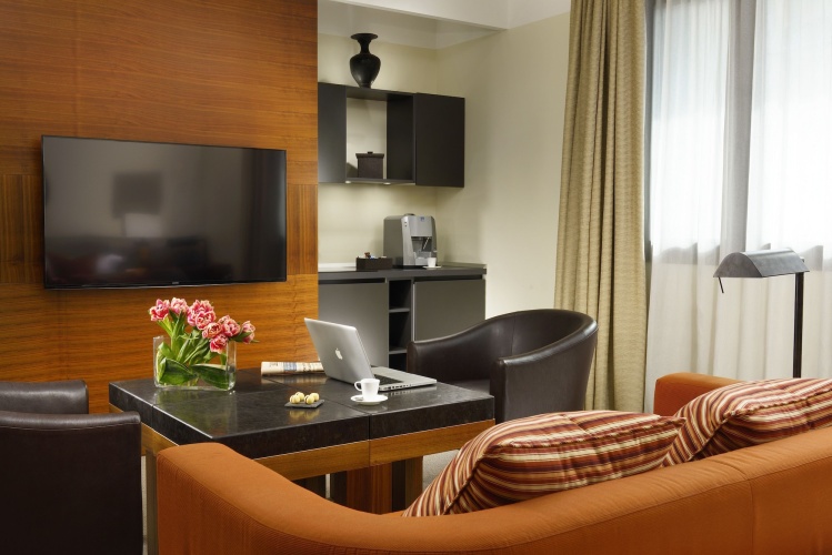 Milan Suite Hotel photo 12