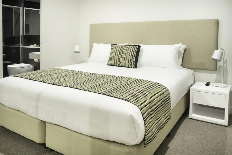381 Cremorne