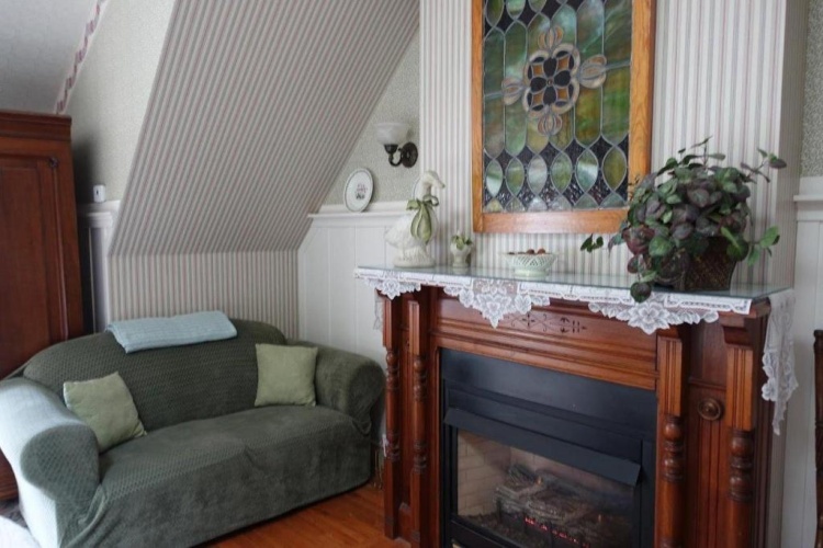 Standard Quadruple room with garden view