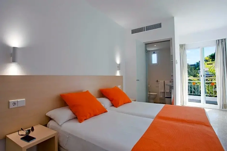 Standard Double room with balcony