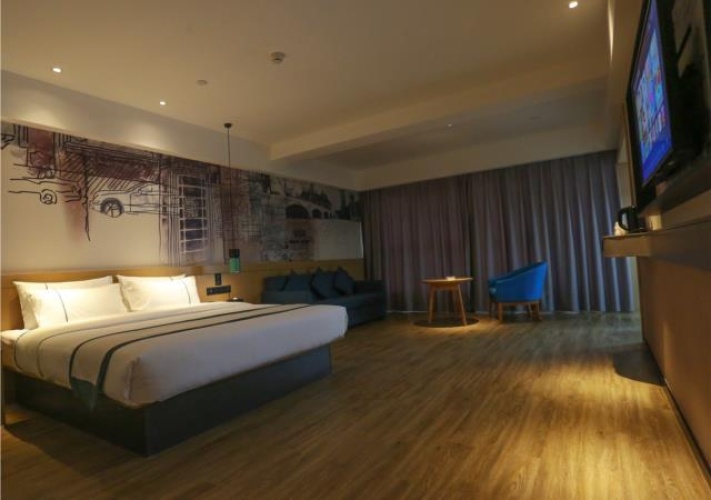 Standard Double room with view