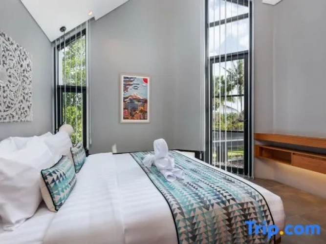 2 Bedrooms Villa