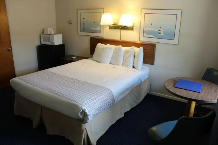 Arlington Inn