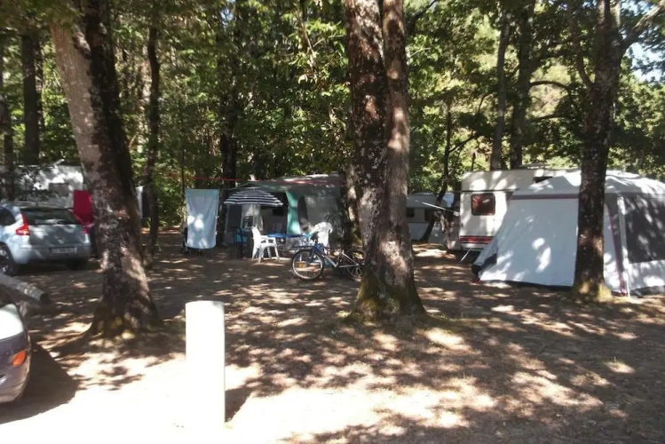 Moorea Camping