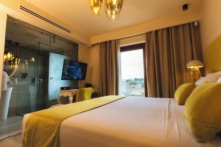 Comfort room