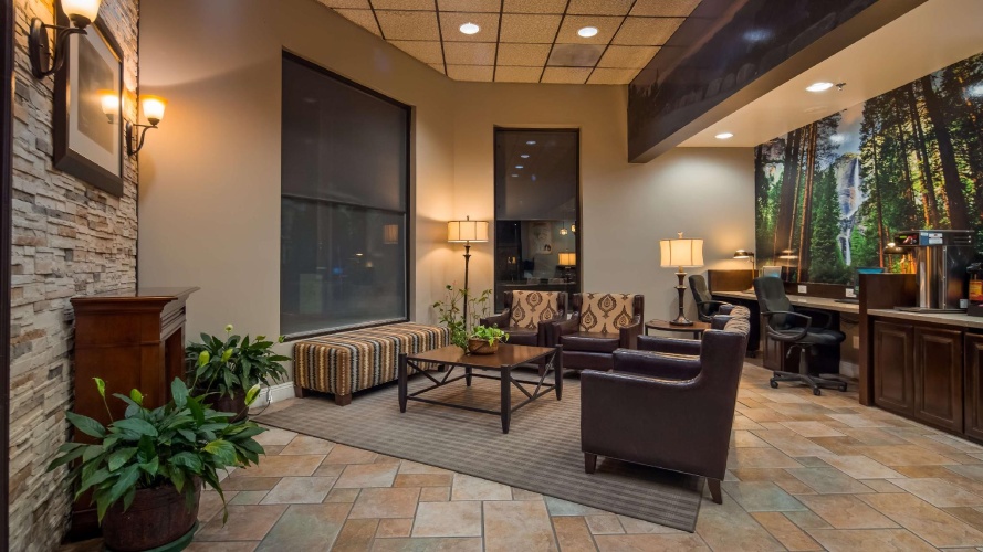 Best Western Plus Yosemite Way Station Motel photo 27
