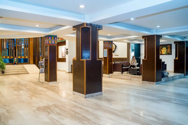 Hotel Tara Palace
