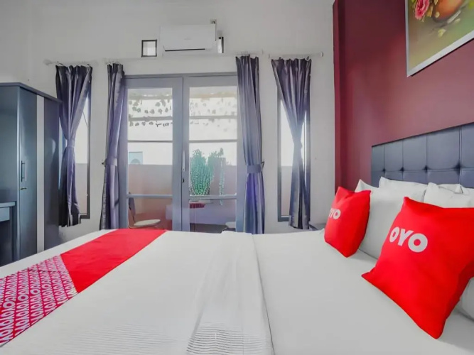 Hotel Salon Fora & Longhill Cafe Fora