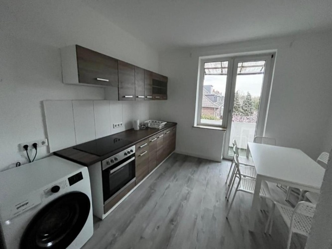 3 Bedrooms Apartment
