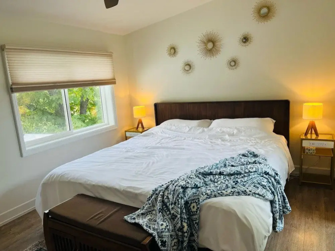 Hikari-Okanagan Sunshine B&B