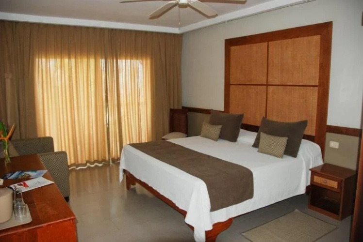 Vik Hotel Arena Blanca VIK Hotel Cayena Beach