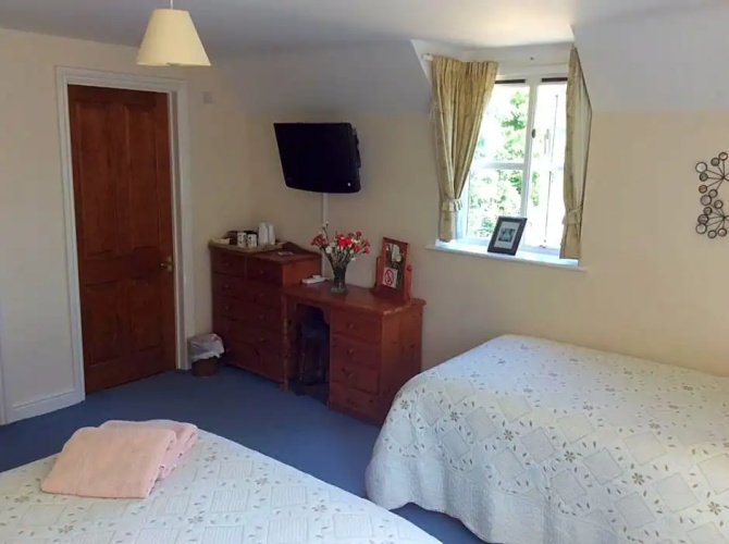 Whiteshoots Cottage