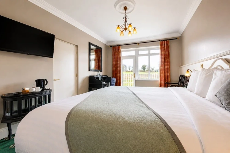 Standard Double room with balcony