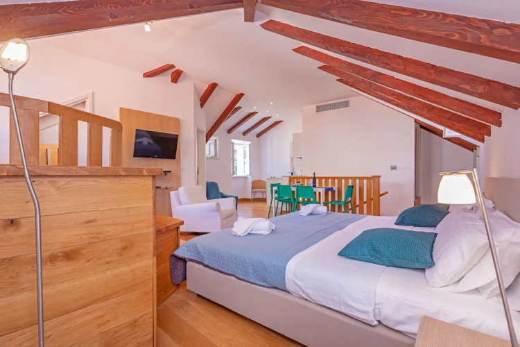 Apartments Feri
