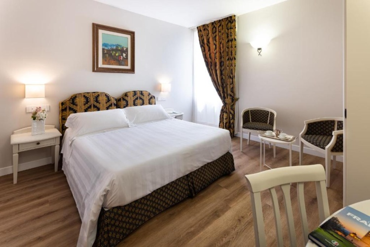 Superior Double room with view