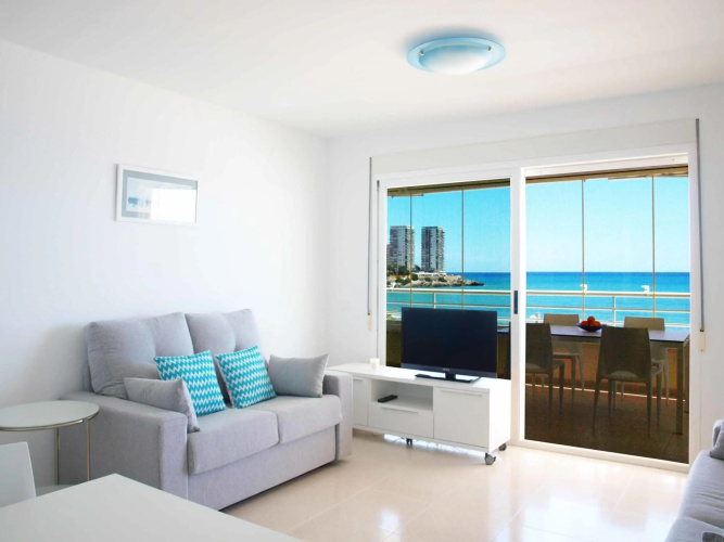 ApartUP Spectacular Beach View