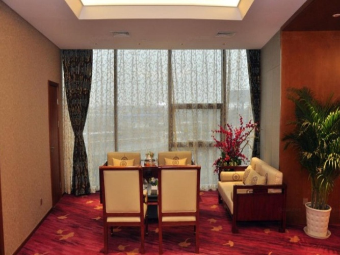 Executive Suite