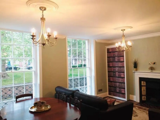 3 Bedrooms Apartment