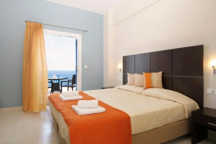 Suite with balcony and with view