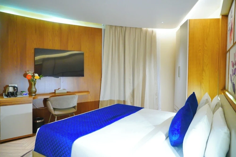 Classic room with balcony