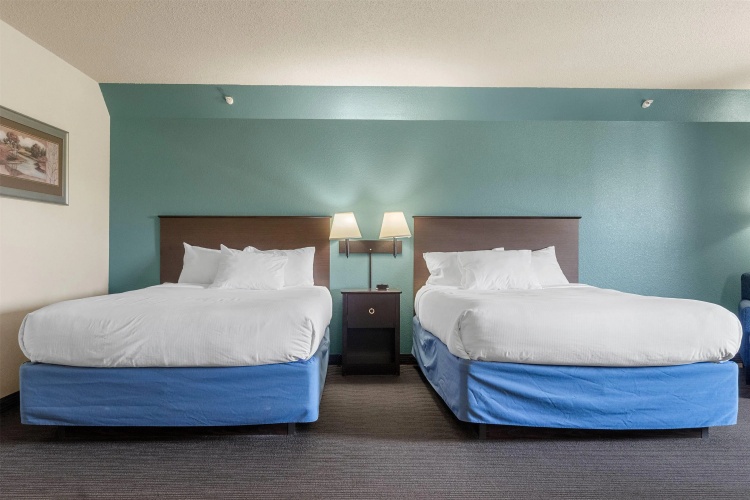 AmericInn by Wyndham Green Bay East photo 7