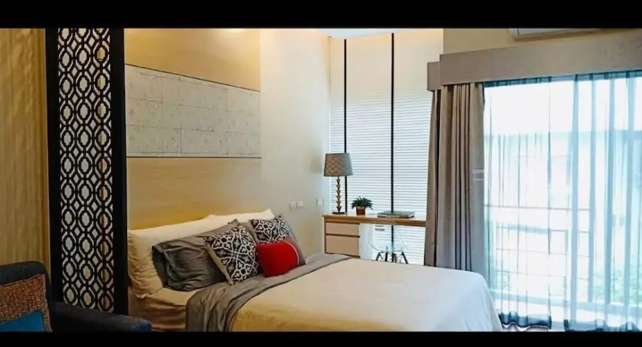 Siri Condo by Tophomerent