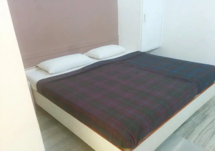 Aaram Lodging & Boarding