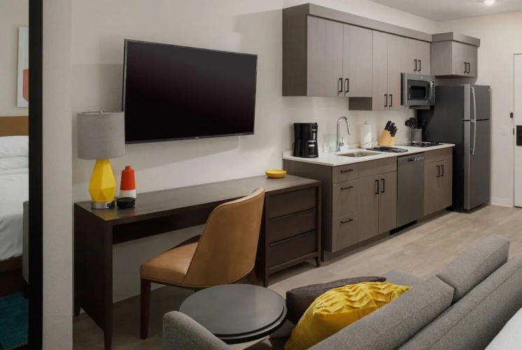 Double Suite