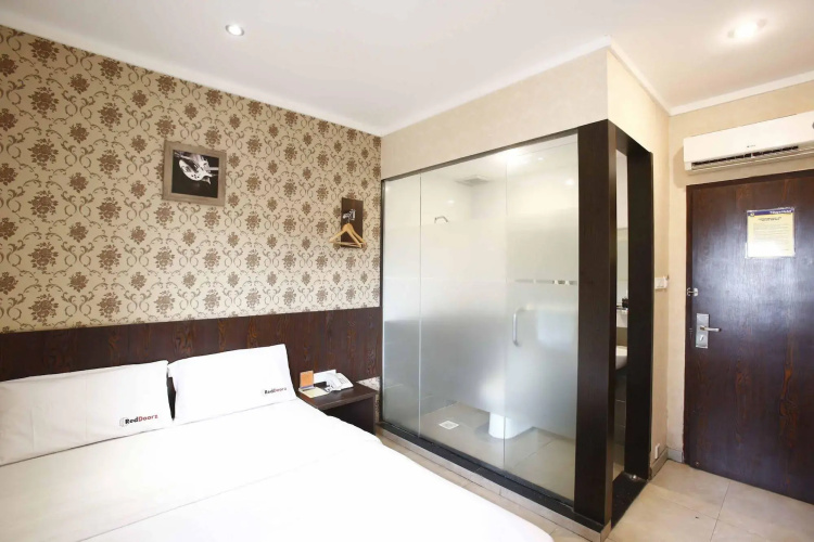 RedDoorz @ Gajah Mada