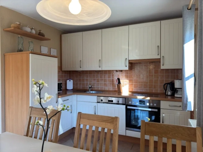 3 Bedrooms Comfort Cottage