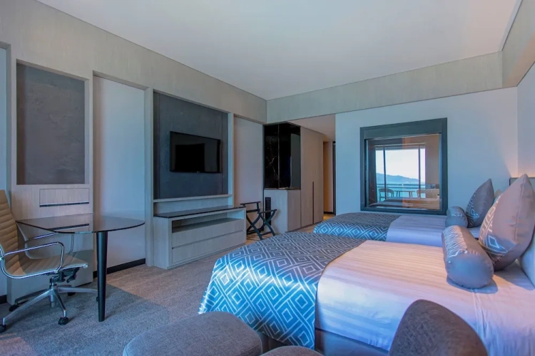 Premium Twin room with sea view