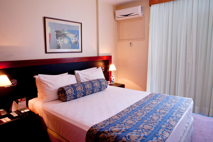 Metropolitan Hotel by Atlantica
