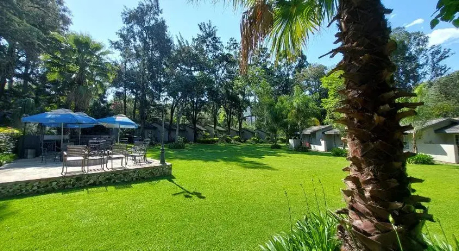 Wayside Lodge