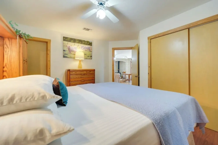 2 Bedrooms Cottage